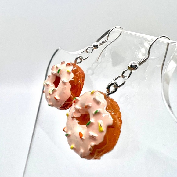 Sprinkle Donut Earrings - Croissant Earrings - Food Earrings - Baker Earrings - Picture 4 of 9